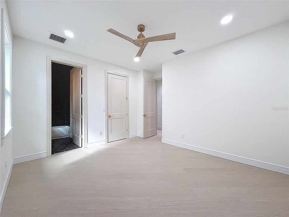 На продажу: $650,000 (3 спален, 3 ванн, 2682 Квадратных фут)