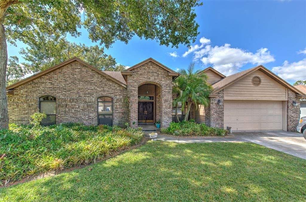 Recently Sold: $350,000 (4 beds, 3 baths, 2385 Square Feet)