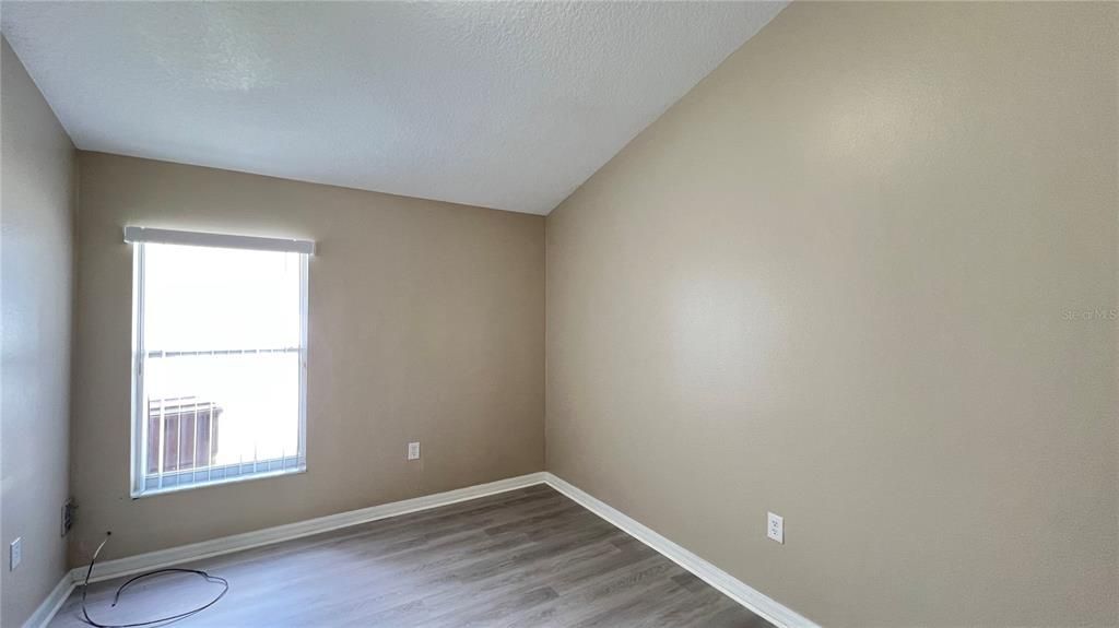 Active With Contract: $2,250 (4 beds, 3 baths, 1862 Square Feet)