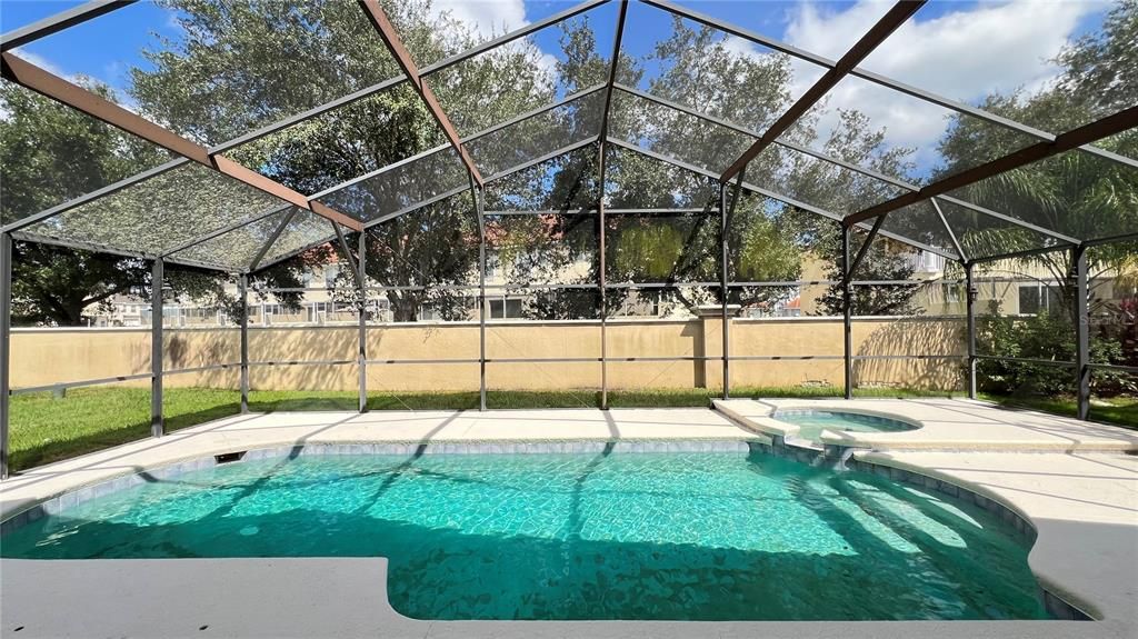 Active With Contract: $2,250 (4 beds, 3 baths, 1862 Square Feet)