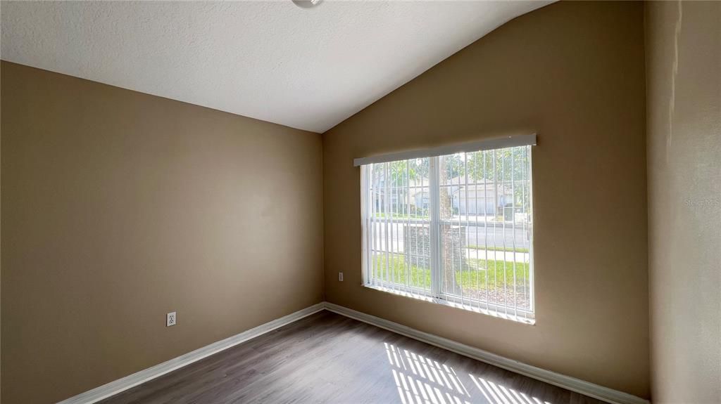 Active With Contract: $2,250 (4 beds, 3 baths, 1862 Square Feet)