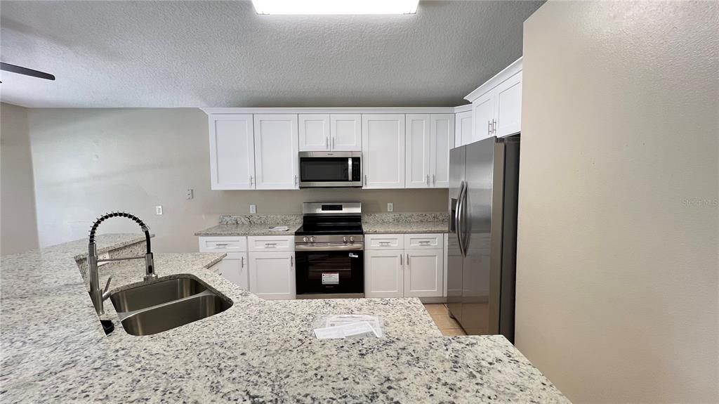 Active With Contract: $2,250 (4 beds, 3 baths, 1862 Square Feet)
