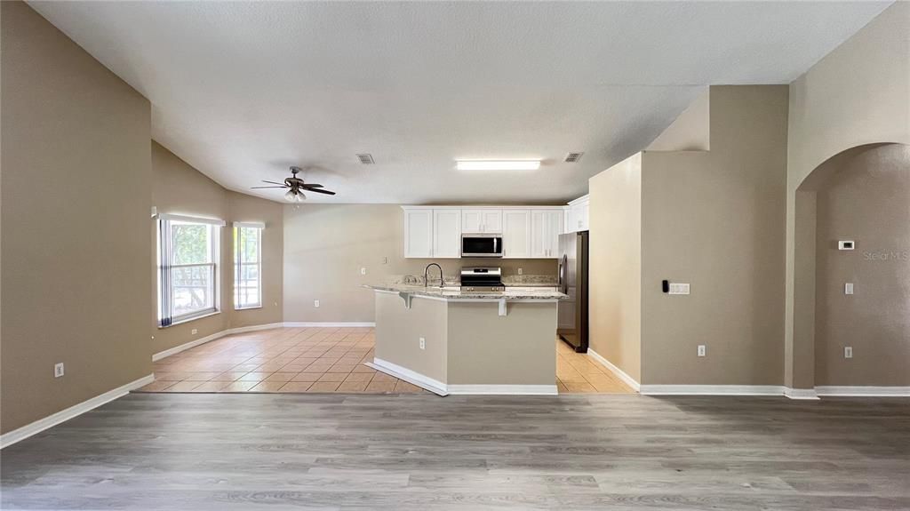 Active With Contract: $2,250 (4 beds, 3 baths, 1862 Square Feet)