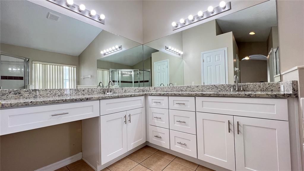 Active With Contract: $2,250 (4 beds, 3 baths, 1862 Square Feet)