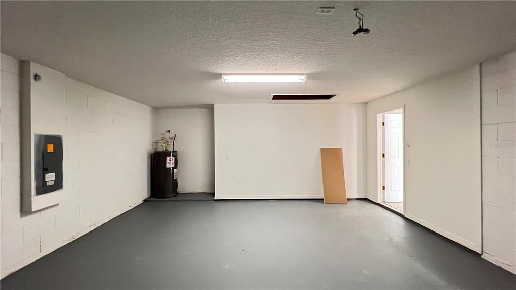 Active With Contract: $2,250 (4 beds, 3 baths, 1862 Square Feet)