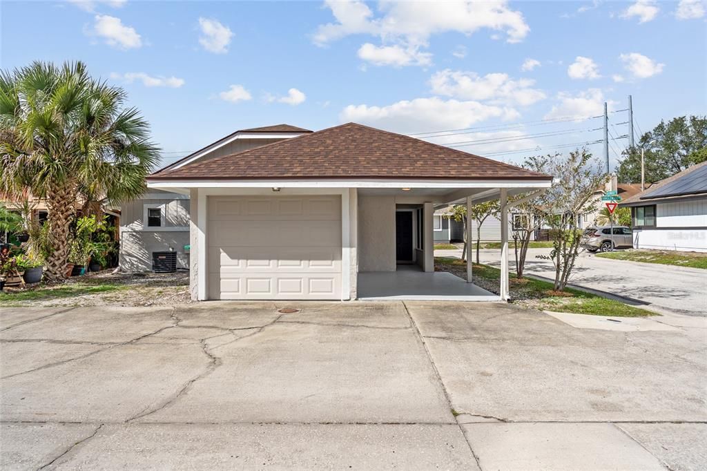 Active With Contract: $298,500 (2 beds, 2 baths, 1248 Square Feet)