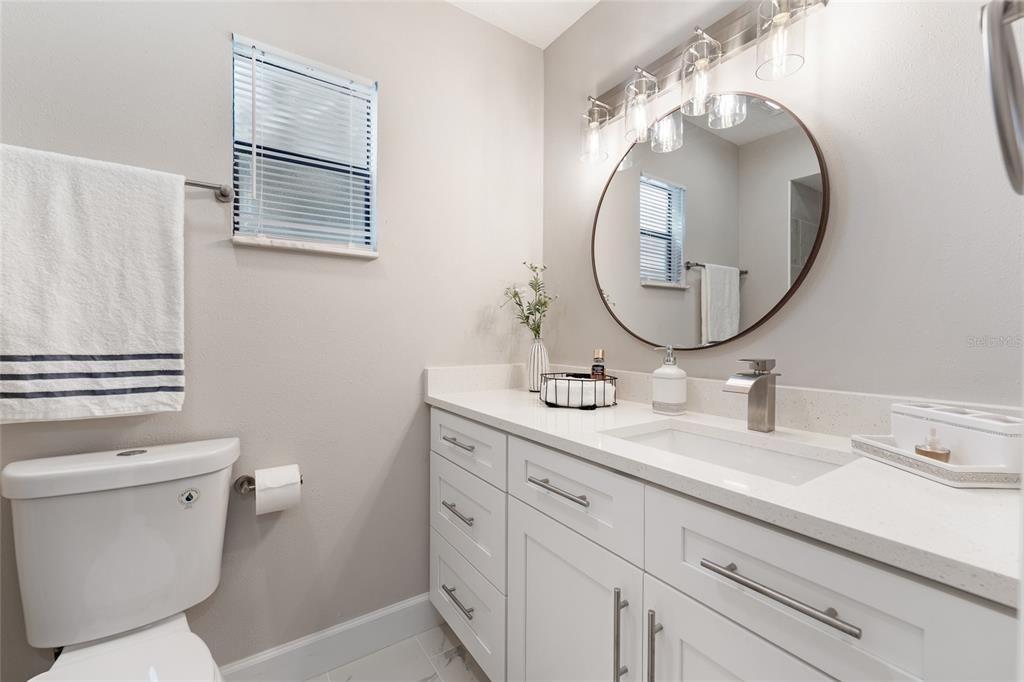 Active With Contract: $298,500 (2 beds, 2 baths, 1248 Square Feet)