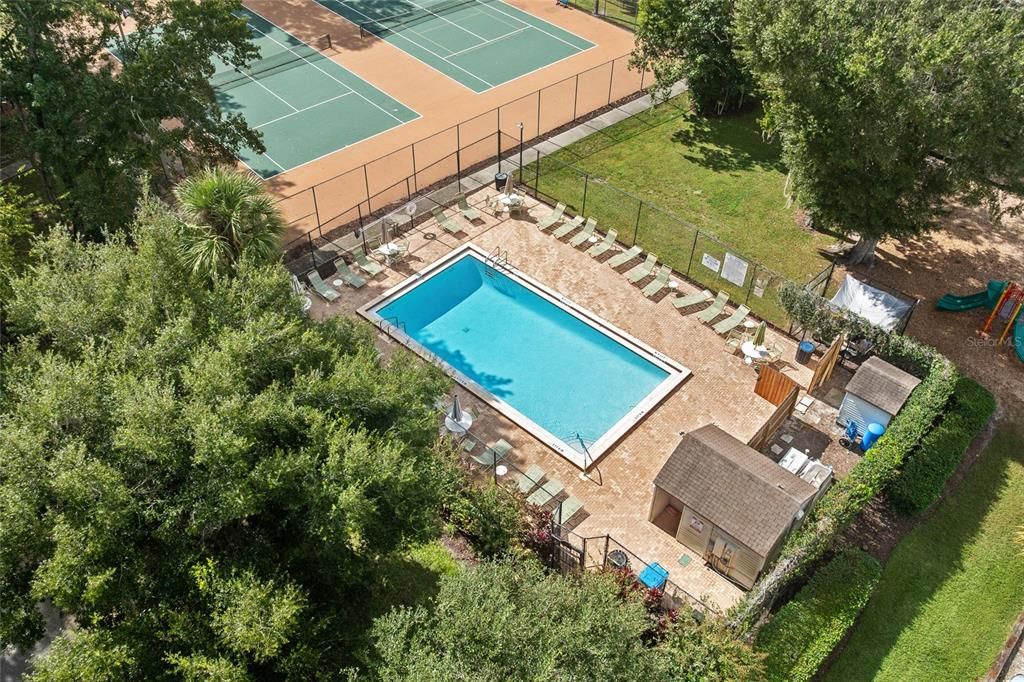 Active With Contract: $298,500 (2 beds, 2 baths, 1248 Square Feet)