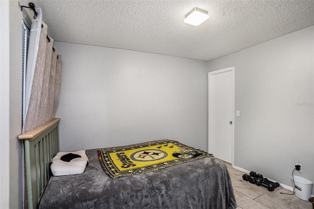 En Venta: $355,000 (3 camas, 2 baños, 1299 Pies cuadrados)