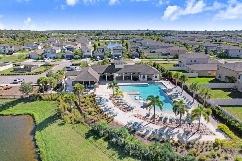 待售: $415,000 (5 贝兹, 2 浴室, 2264 平方英尺)