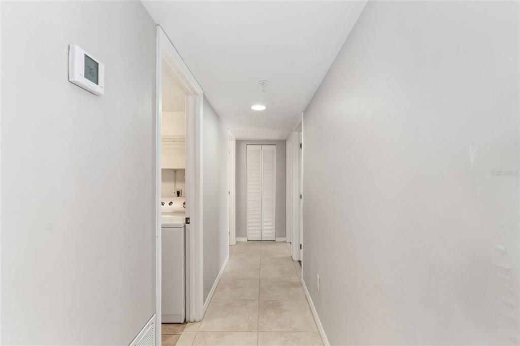 待售: $165,000 (3 贝兹, 2 浴室, 1093 平方英尺)