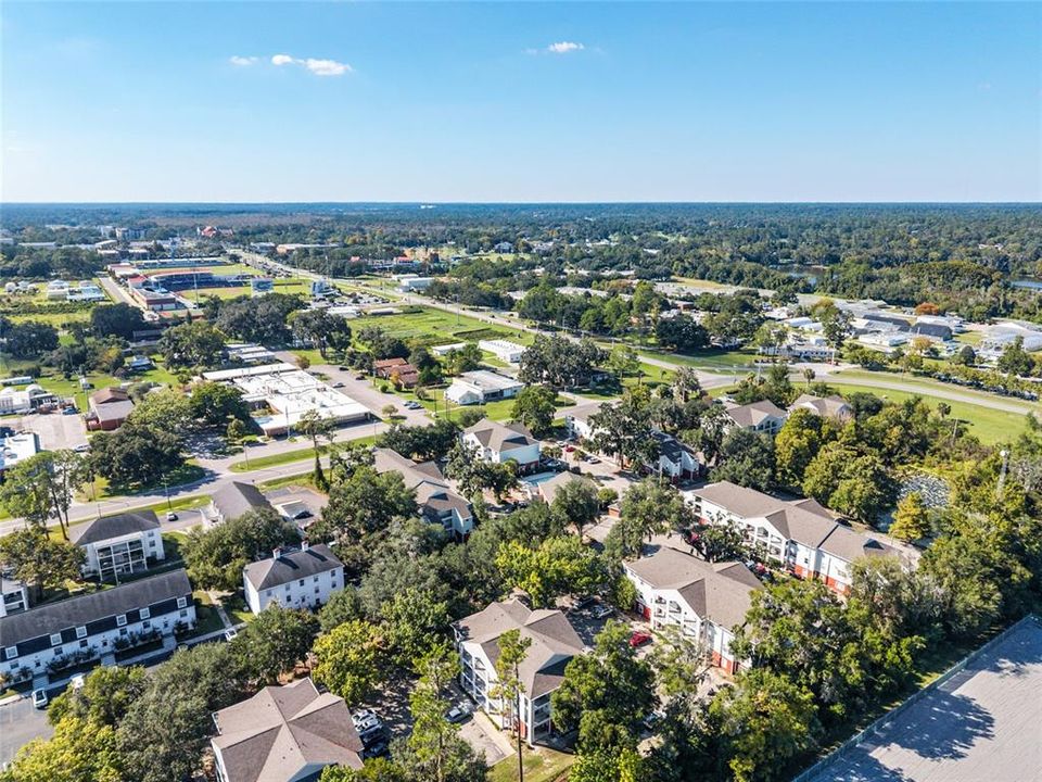 待售: $165,000 (3 贝兹, 2 浴室, 1093 平方英尺)