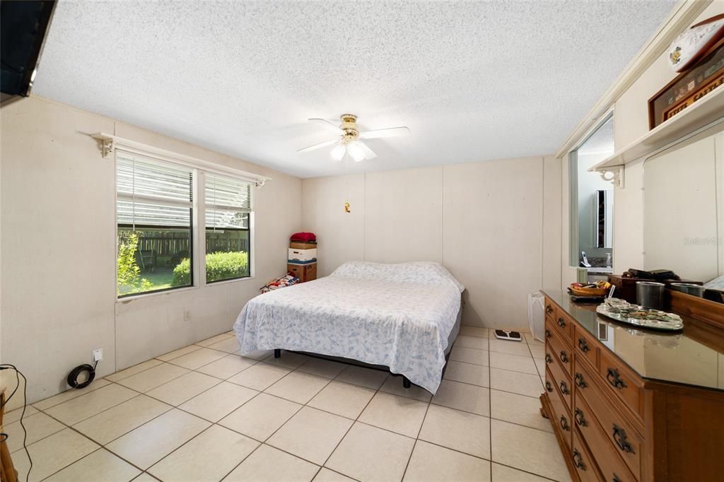 For Sale: $299,000 (3 beds, 2 baths, 1352 Square Feet)