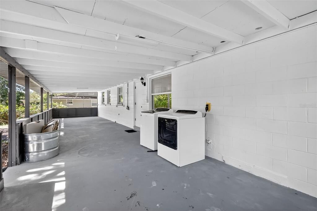 待售: $255,000 (2 贝兹, 2 浴室, 1056 平方英尺)