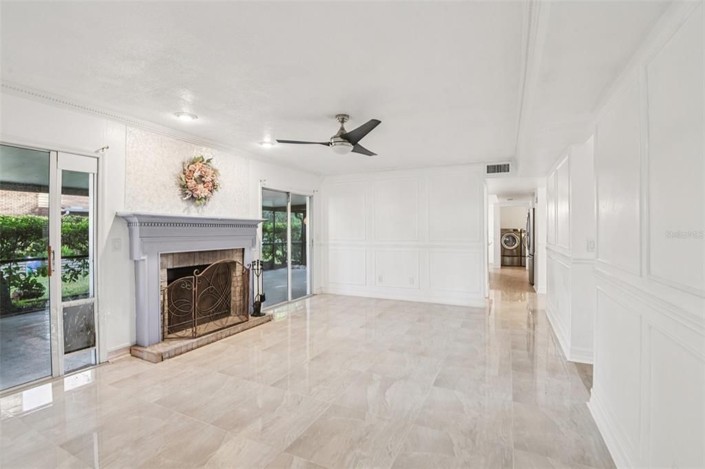 For Sale: $575,000 (4 beds, 2 baths, 2405 Square Feet)