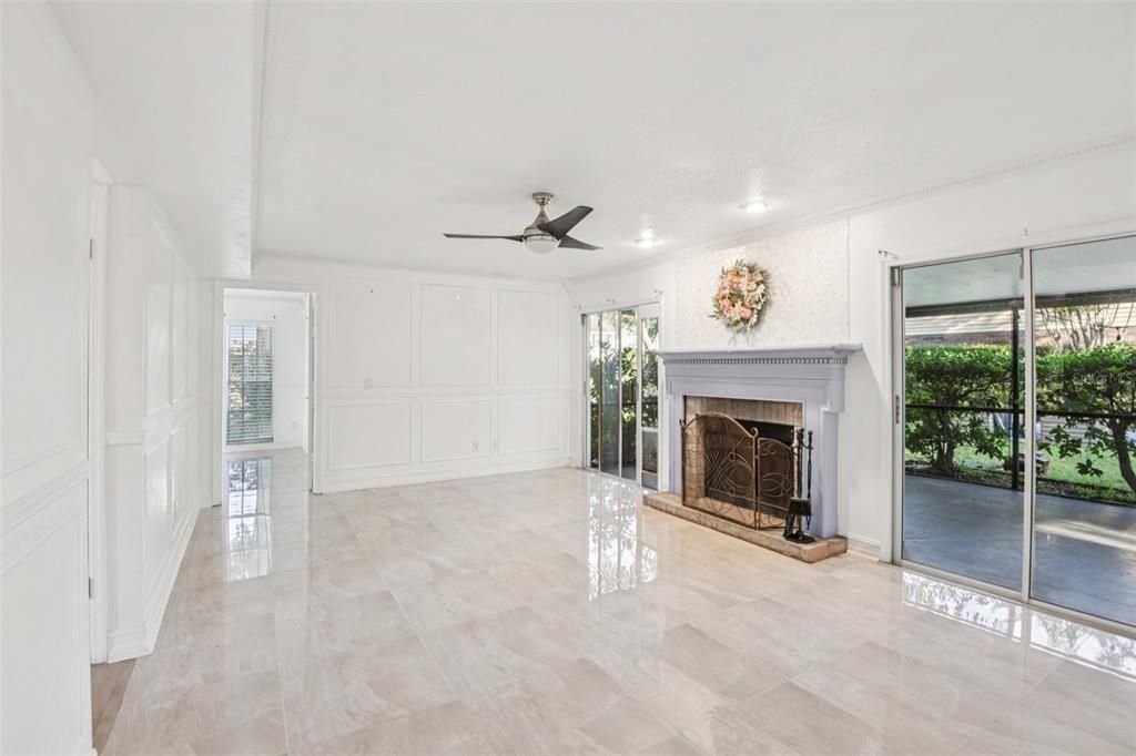 For Sale: $575,000 (4 beds, 2 baths, 2405 Square Feet)