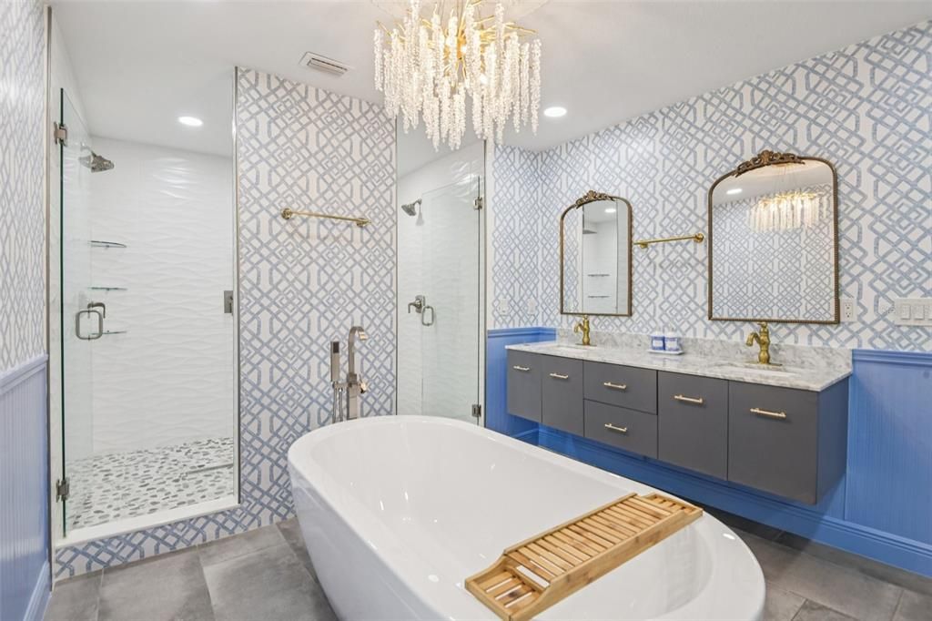 For Sale: $575,000 (4 beds, 2 baths, 2405 Square Feet)