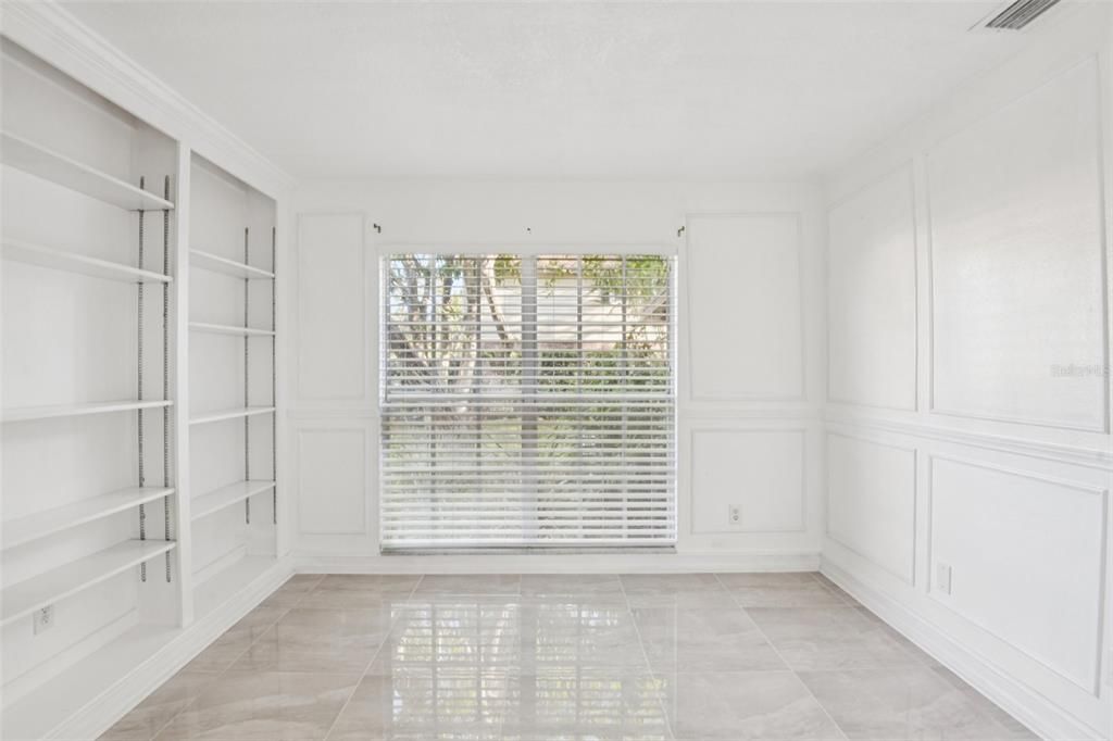 For Sale: $575,000 (4 beds, 2 baths, 2405 Square Feet)