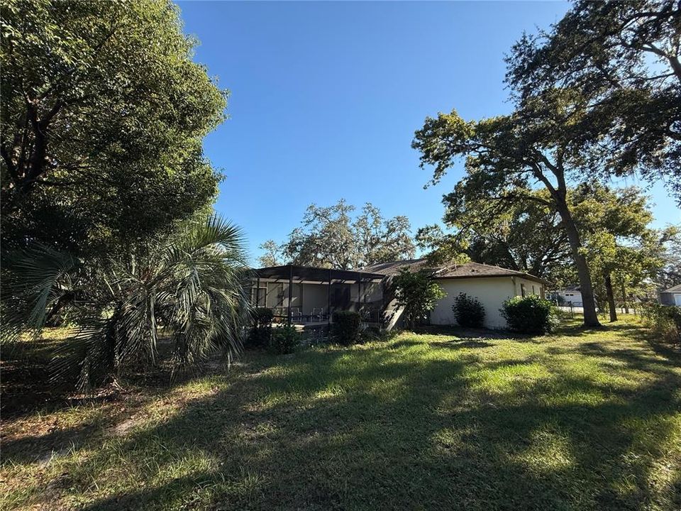 Active With Contract: $224,900 (3 beds, 2 baths, 1588 Square Feet)