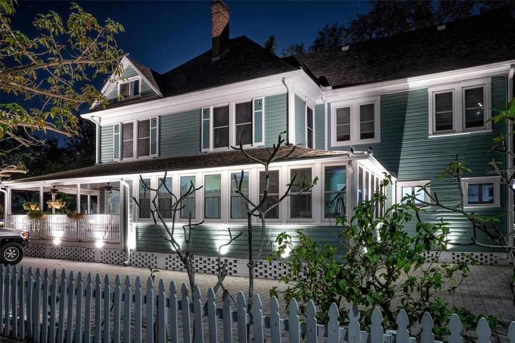 待售: $995,000 (9 贝兹, 8 浴室, 4964 平方英尺)