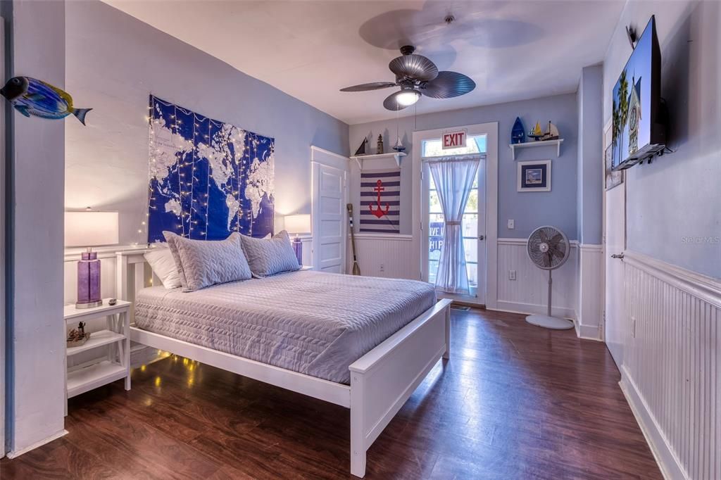 待售: $995,000 (9 贝兹, 8 浴室, 4964 平方英尺)