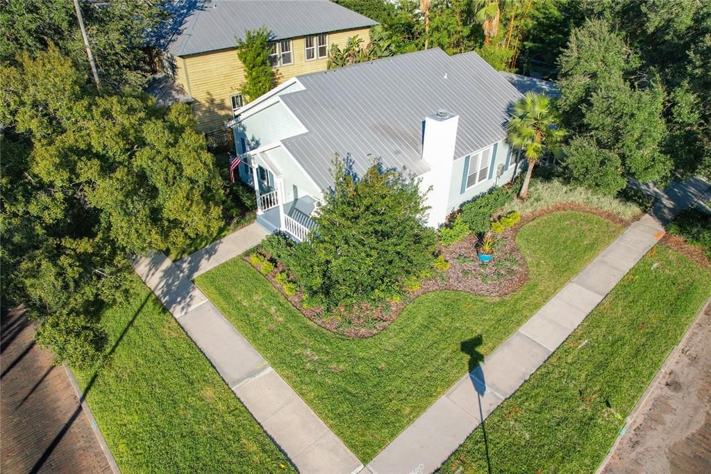 For Sale: $729,000 (3 beds, 2 baths, 1630 Square Feet)