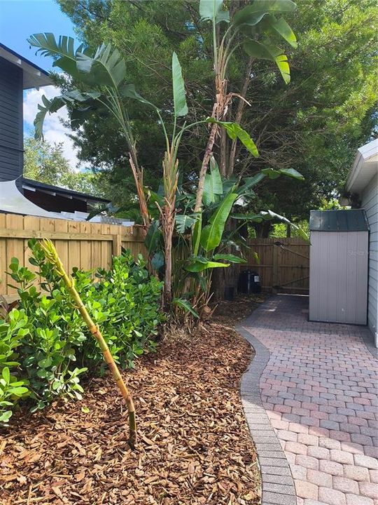 For Sale: $729,000 (3 beds, 2 baths, 1630 Square Feet)