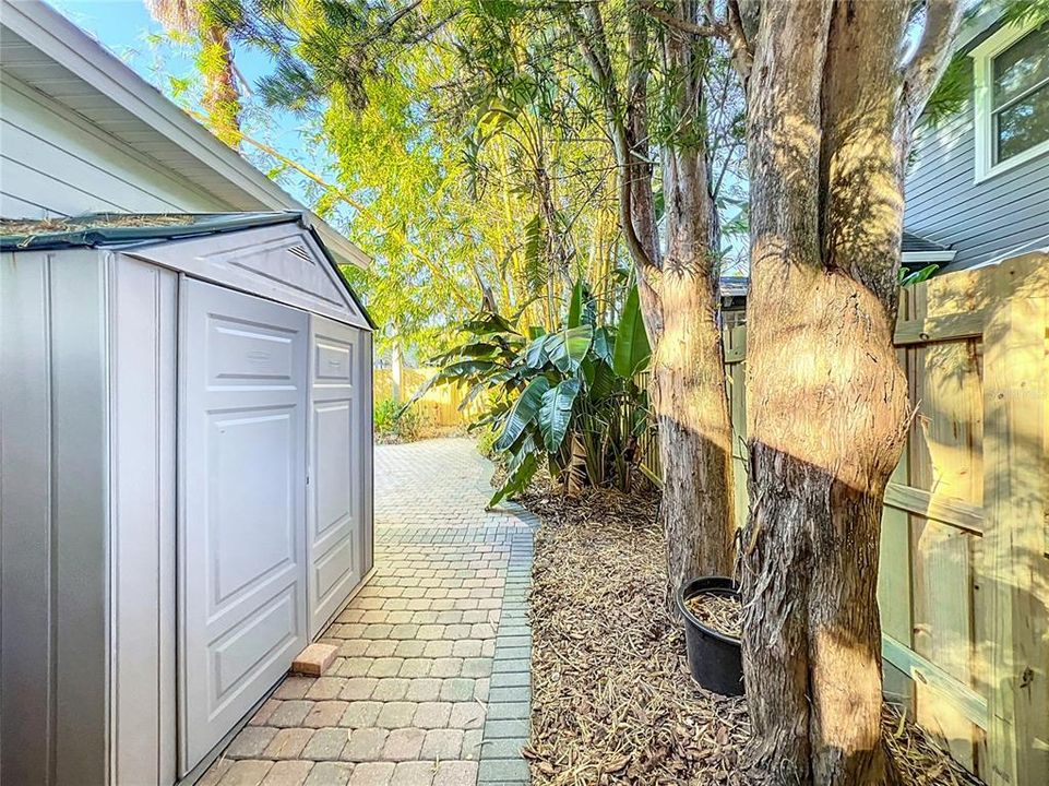 For Sale: $729,000 (3 beds, 2 baths, 1630 Square Feet)