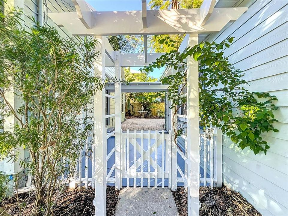 For Sale: $729,000 (3 beds, 2 baths, 1630 Square Feet)