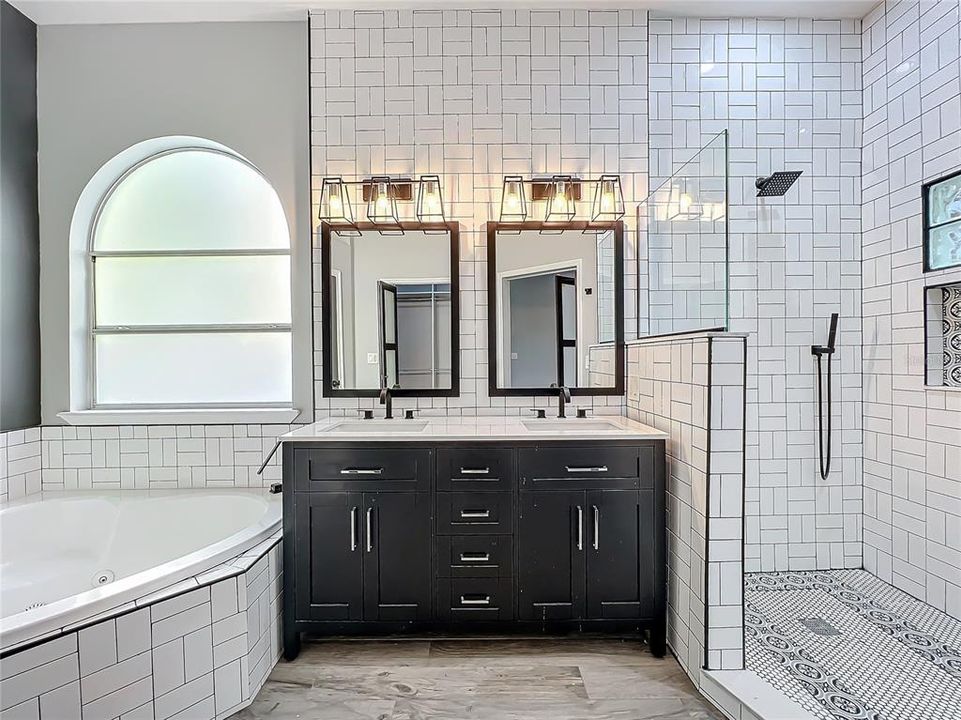 For Sale: $729,000 (3 beds, 2 baths, 1630 Square Feet)