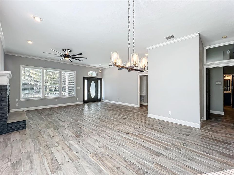 For Sale: $729,000 (3 beds, 2 baths, 1630 Square Feet)