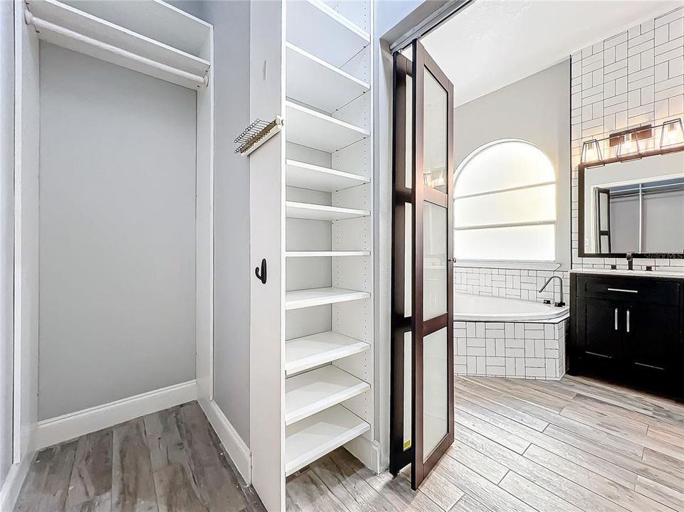 For Sale: $729,000 (3 beds, 2 baths, 1630 Square Feet)