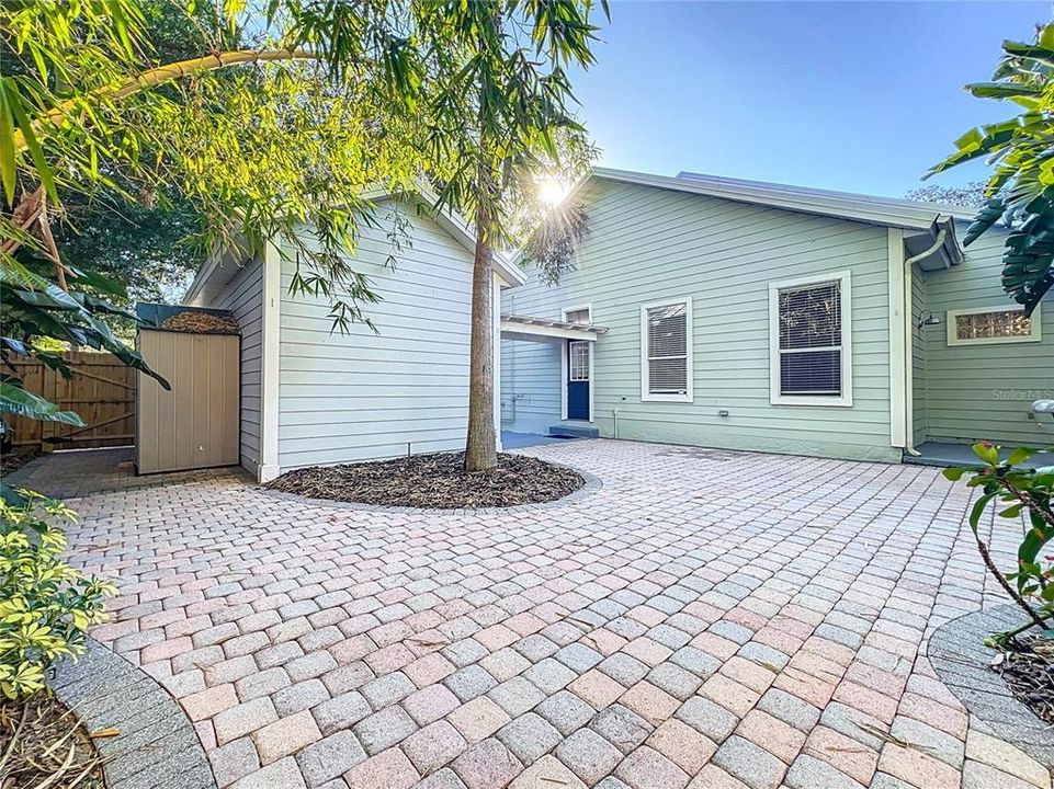 For Sale: $729,000 (3 beds, 2 baths, 1630 Square Feet)