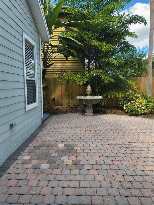 For Sale: $729,000 (3 beds, 2 baths, 1630 Square Feet)