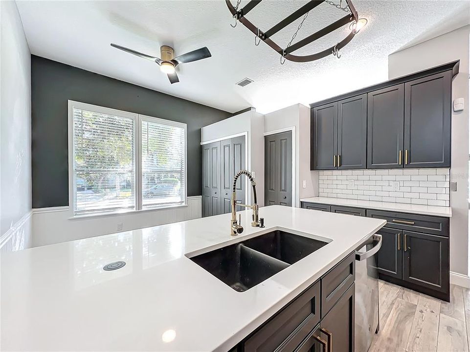 For Sale: $729,000 (3 beds, 2 baths, 1630 Square Feet)