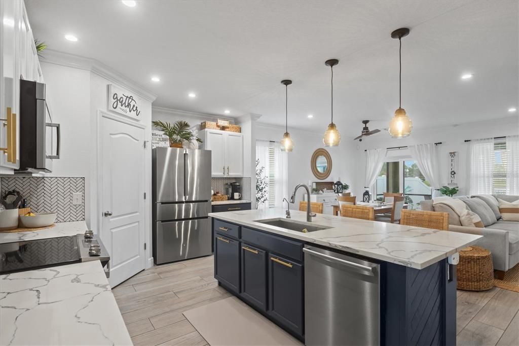 Active With Contract: $499,900 (4 beds, 2 baths, 1767 Square Feet)