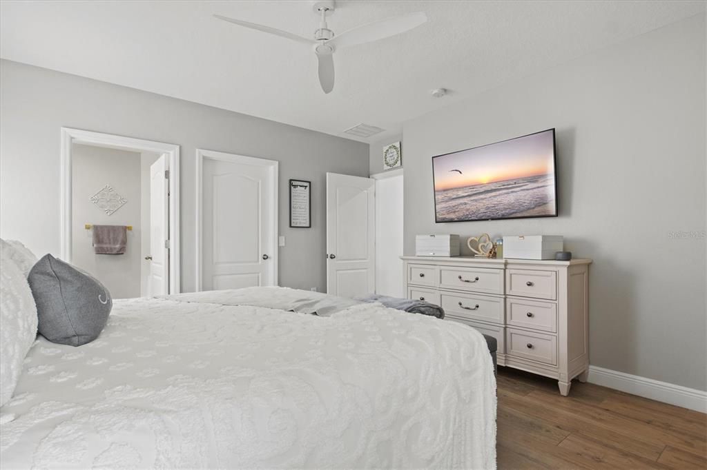 Active With Contract: $499,900 (4 beds, 2 baths, 1767 Square Feet)