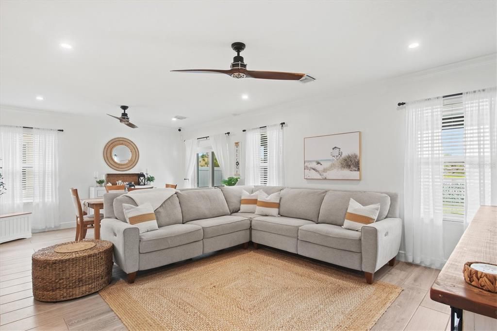 Active With Contract: $499,900 (4 beds, 2 baths, 1767 Square Feet)