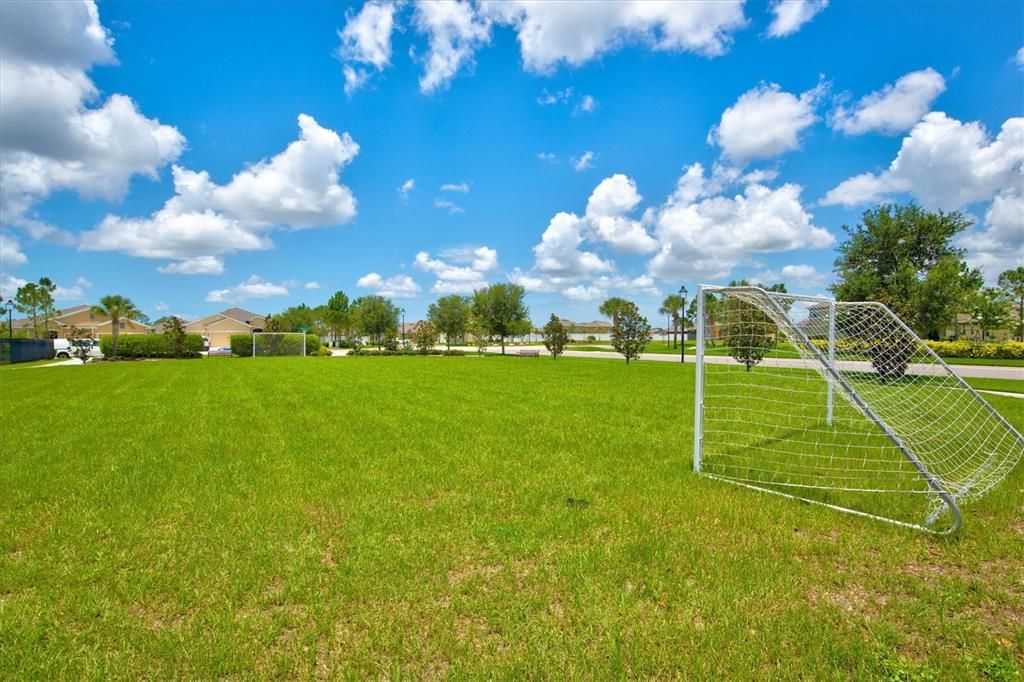 Active With Contract: $499,900 (4 beds, 2 baths, 1767 Square Feet)