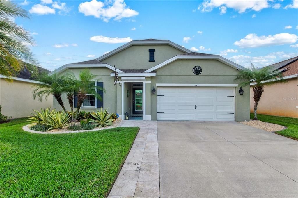 Active With Contract: $499,900 (4 beds, 2 baths, 1767 Square Feet)