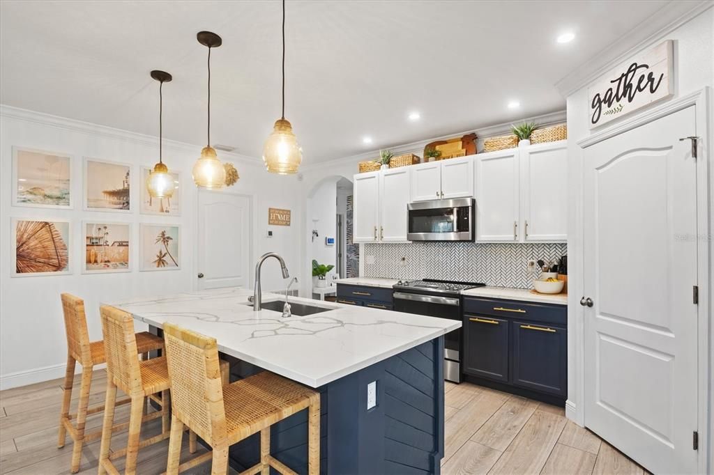 Active With Contract: $499,900 (4 beds, 2 baths, 1767 Square Feet)