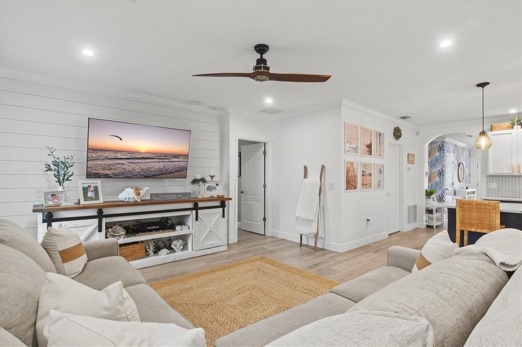 Active With Contract: $499,900 (4 beds, 2 baths, 1767 Square Feet)