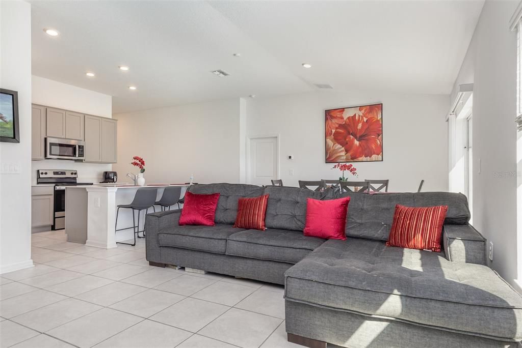 En Venta: $290,000 (3 camas, 2 baños, 1540 Pies cuadrados)