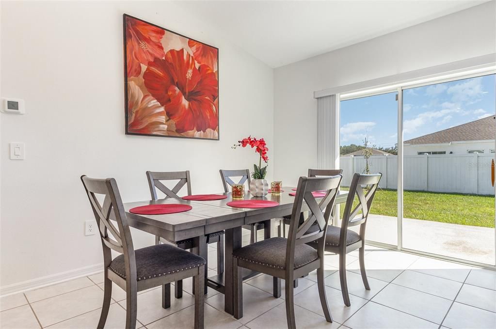 En Venta: $290,000 (3 camas, 2 baños, 1540 Pies cuadrados)