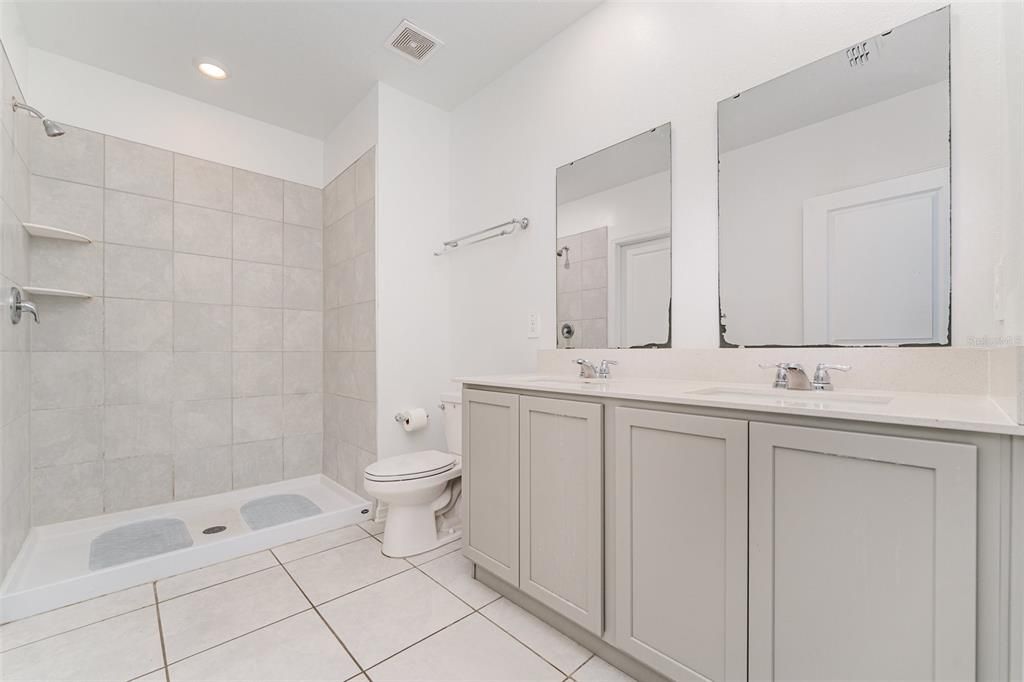 En Venta: $290,000 (3 camas, 2 baños, 1540 Pies cuadrados)