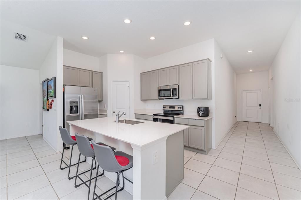 En Venta: $290,000 (3 camas, 2 baños, 1540 Pies cuadrados)