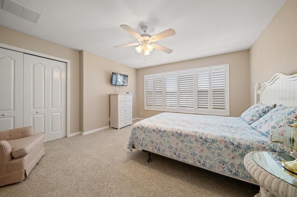 待售: $499,000 (3 贝兹, 2 浴室, 2215 平方英尺)