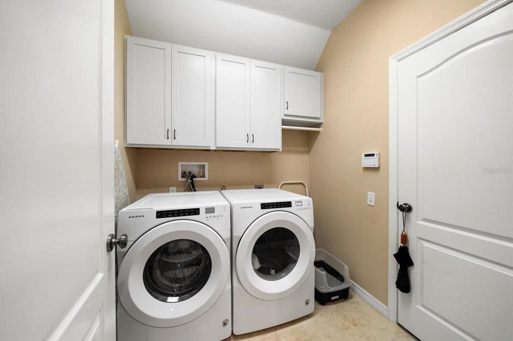 待售: $499,000 (3 贝兹, 2 浴室, 2215 平方英尺)