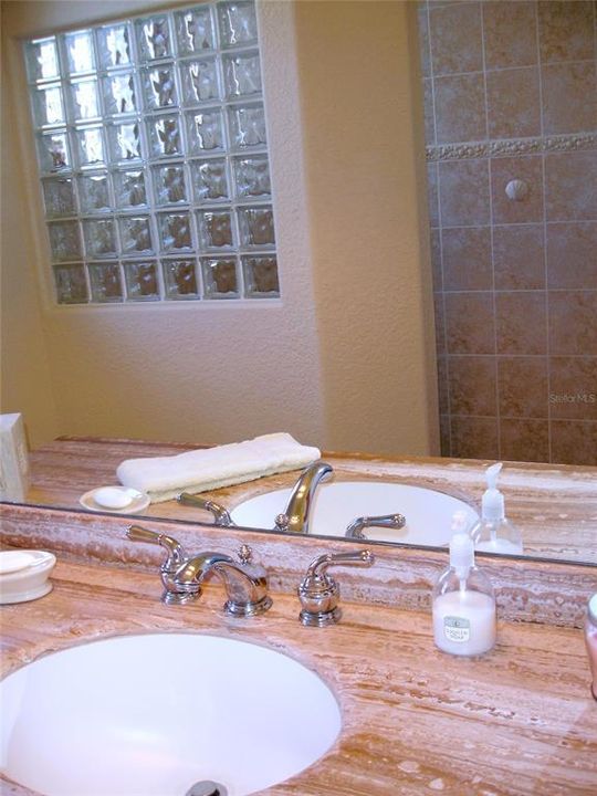 En Renta: $2,600 (3 camas, 2 baños, 2138 Pies cuadrados)