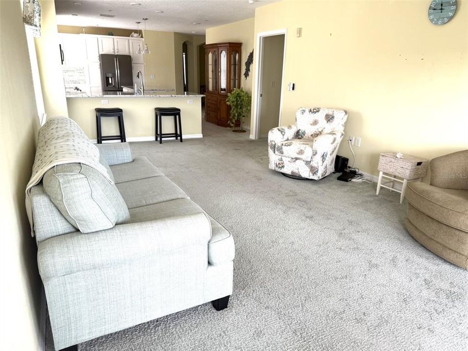 待售: $495,000 (3 贝兹, 2 浴室, 1712 平方英尺)